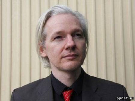 Создателя скандального сайта Wikileaks ищет Интерпол