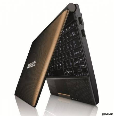 Toshiba представила нетбуки NB520 и NB500