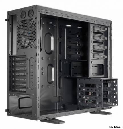 AeroCool Vs-4: доступный корпус для геймеров