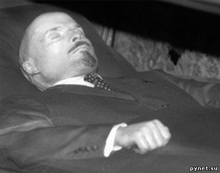 "Единая Россия" сегодня решит судьбу тела В.Ленина