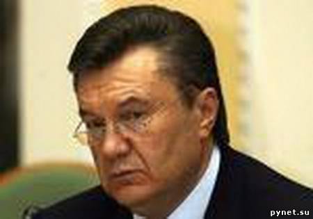 Янукович выразил соболезнования Медведеву