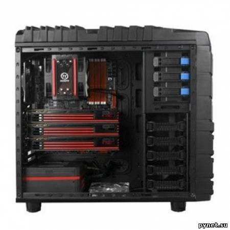 Кибер-спортивный корпус Thermaltake Overseer RX-I. Изображение 4
