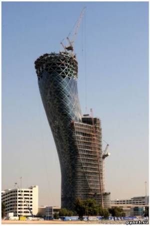 Capital Gate Abu Dhabi - здание с самым большим наклоном в мире
