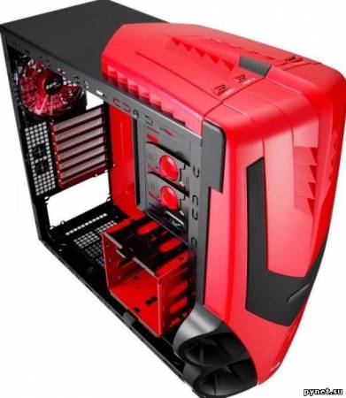 AeroCool анонсировала второе поколение геймерских корпусов Syclone