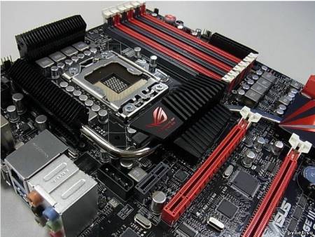 ASUS Rampage III Formula: материнская плата для геймеров