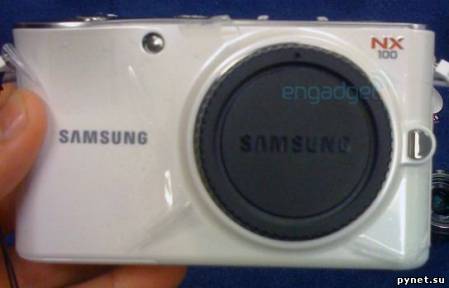 Samsung NX100: беззеркальная гибридная камера с 14-мегапиксельной APS-матрицей. Изображение 2
